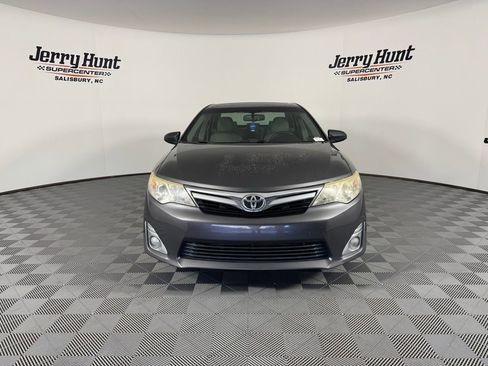 Used 2013 Toyota Camry XLE image 6