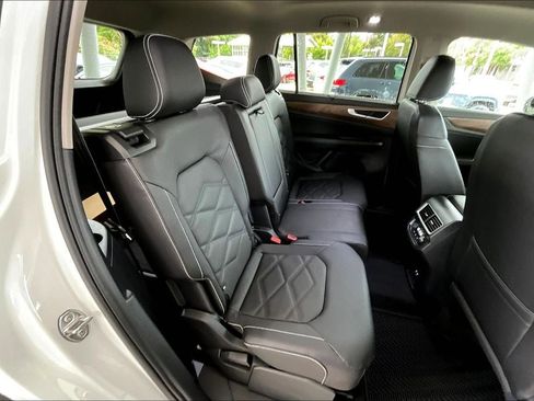 New 2026 Volkswagen Atlas SE image 20