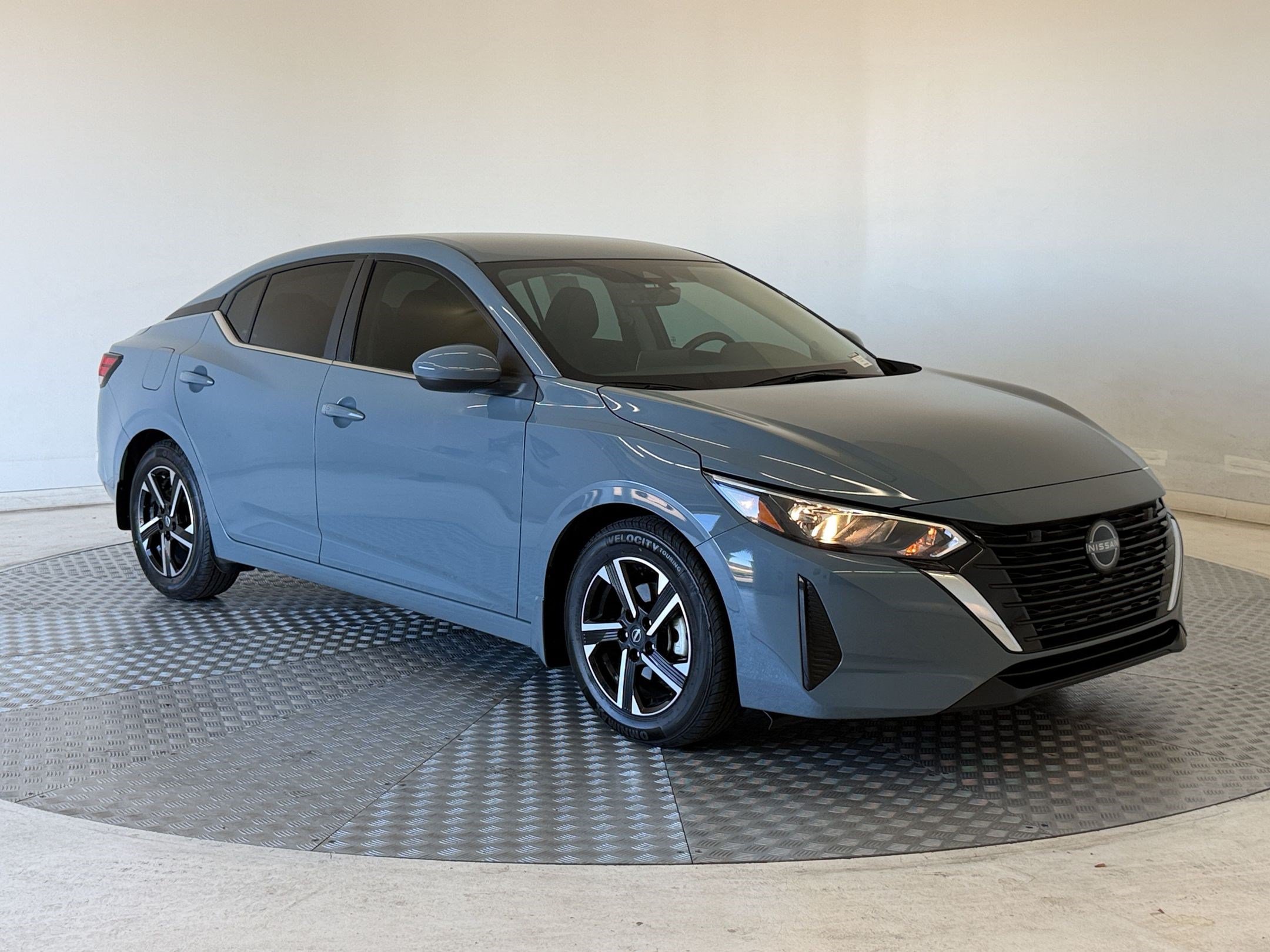 Used 2024 Nissan Sentra SV w/ Trunk Package FWD image 7