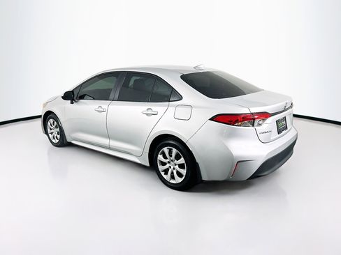 Used 2025 Toyota Corolla LE image 5
