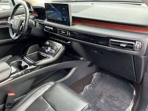 Used 2021 Lincoln Nautilus Reserve w/ Equipment Group 202A image 23