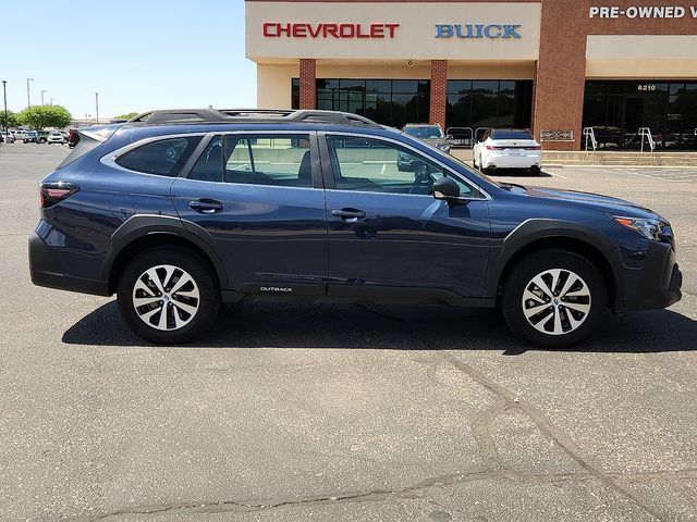 Certified 2025 Subaru Outback AWD/4WD image 5