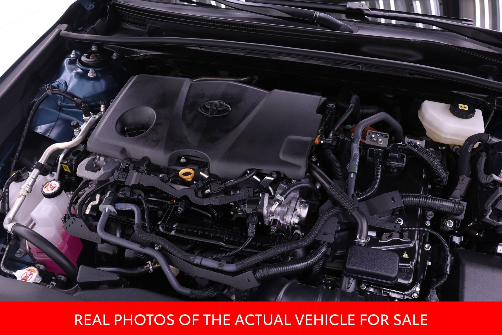 Certified 2025 Toyota Camry XLE w/ Premium Plus Package AWD/4WD image 17