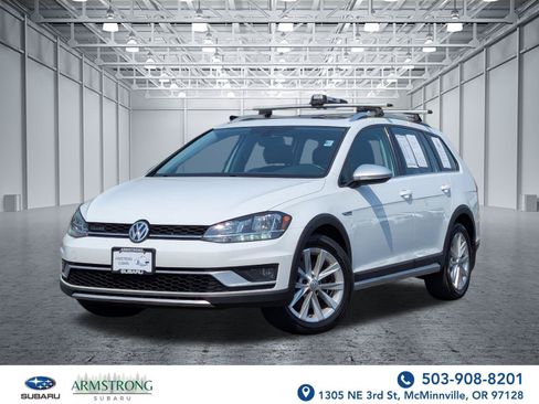 Used 2018 Volkswagen Golf Alltrack AWD/4WD image 1