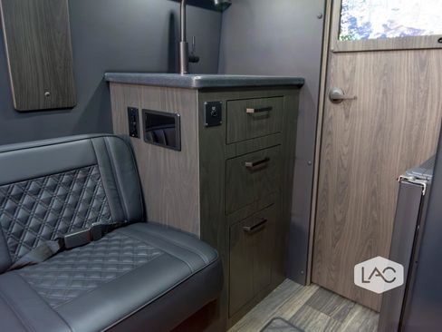 Used 2025 Mercedes-Benz Sprinter 3500 image 11