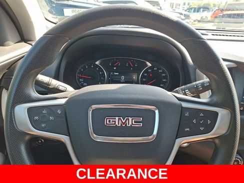 Used 2024 GMC Terrain SLE AWD/4WD image 19
