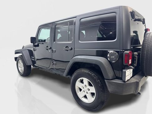Used 2015 Jeep Wrangler Unlimited Sport w/ Quick Order Package 24S AWD/4WD image 13