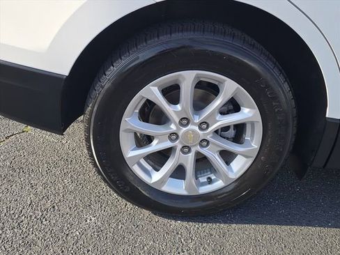 Used 2021 Chevrolet Equinox LT w/ LPO, Cargo Package image 30