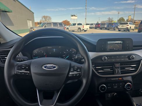 Used 2021 Ford Escape S image 36