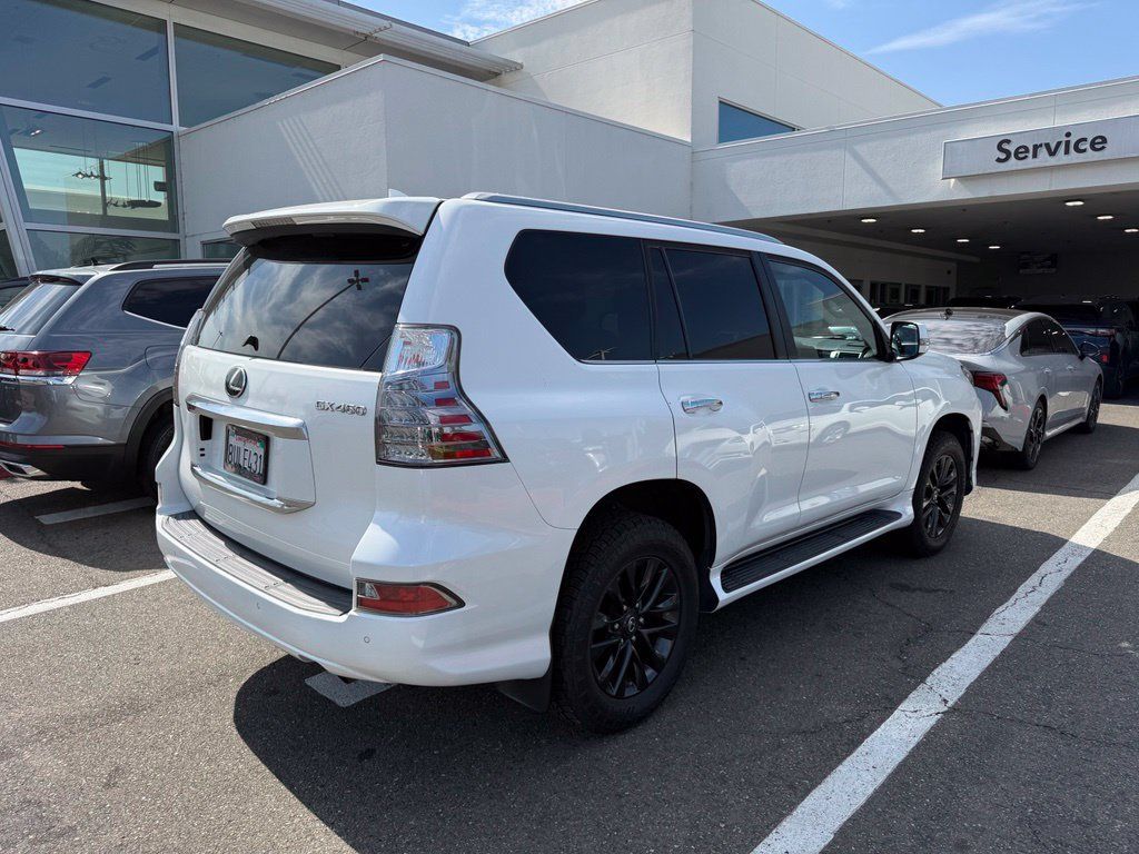 Used 2021 Lexus GX 460 Premium AWD/4WD image 3