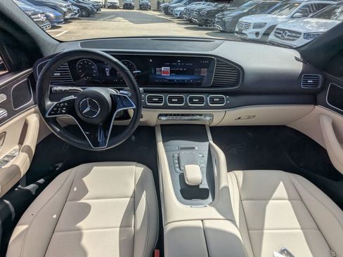 Certified 2024 Mercedes-Benz GLE 350 4MATIC w/ Driver Assistance Package image 2