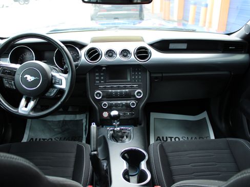 Used 2017 Ford Mustang GT w/ GT Performance Package image 38