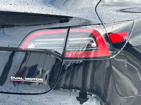 Used 2023 Tesla Model 3 Performance image 15