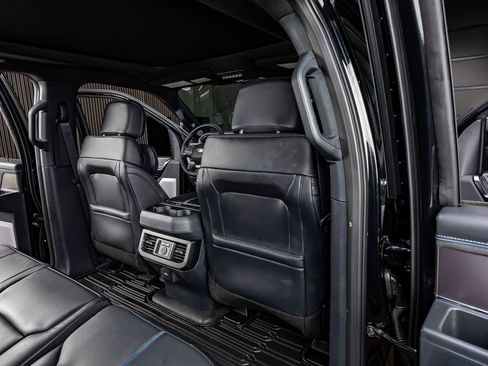 Used 2026 Ford F450 Platinum w/ FX4 Off-Road Package image 31