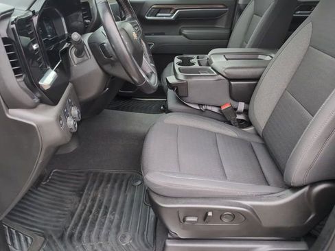 Certified 2022 Chevrolet Silverado 1500 LT AWD/4WD image 18