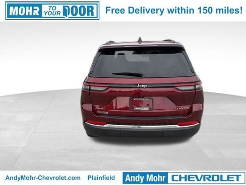 Used 2023 Jeep Grand Cherokee Limited AWD/4WD image 4