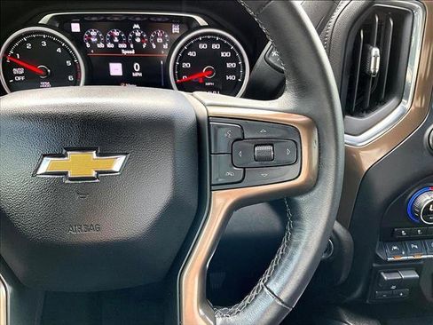 Used 2021 Chevrolet Silverado 1500 High Country w/ Technology Package image 21