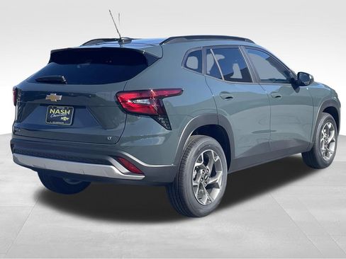 New 2026 Chevrolet Trax LT w/ LT Convenience Package image 3