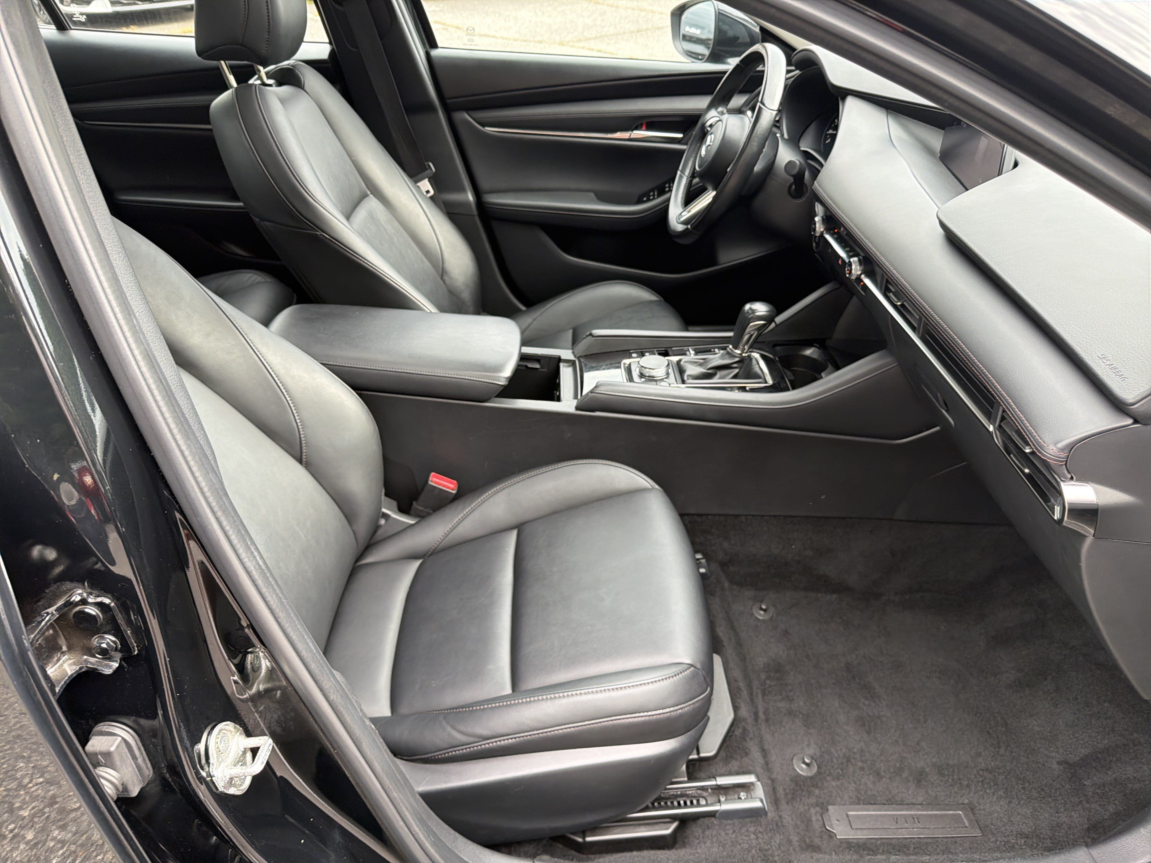Used 2025 MAZDA MAZDA3 s FWD image 13