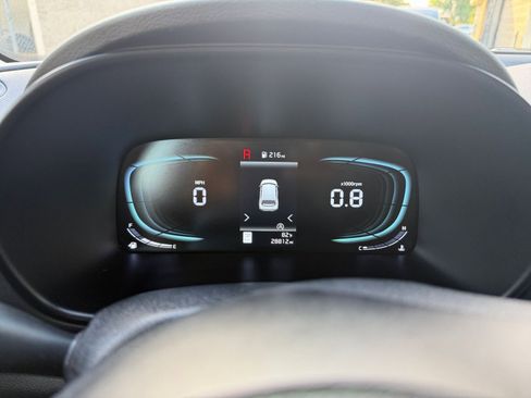 Used 2025 Kia Soul LX w/ LX Technology Package image 38