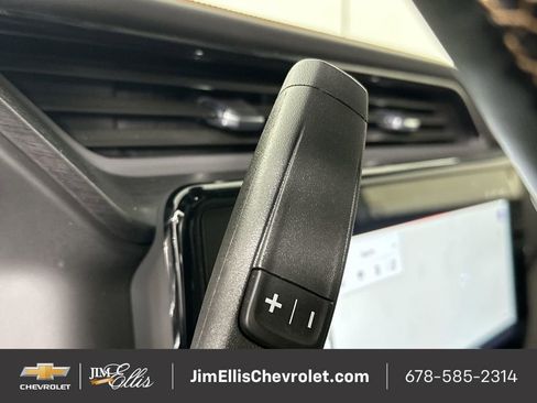 Used 2024 GMC Sierra 2500 AT4 w/ AT4 Premium Plus Package image 17