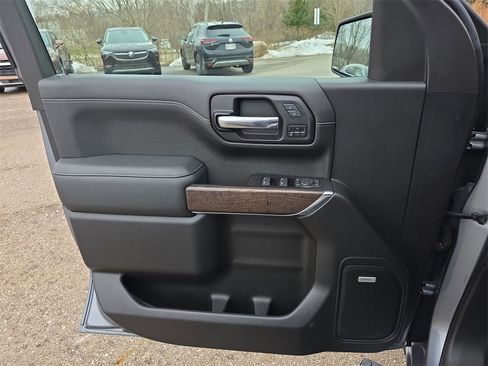 Used 2022 GMC Sierra 1500 Denali w/ Denali Premium Package image 27