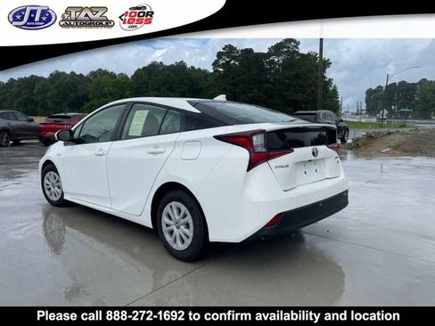 Used 2019 Toyota Prius L Eco FWD image 5