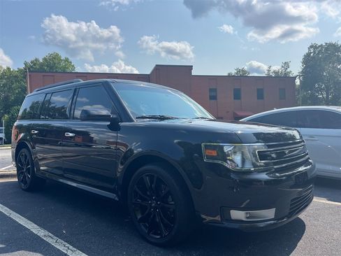 Used 2019 Ford Flex SEL w/ Equipment Group 202A FWD image 6
