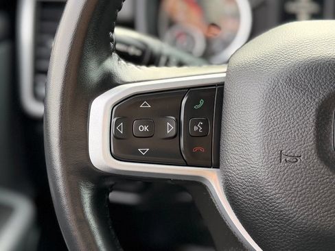 Used 2023 RAM 1500 Big Horn AWD/4WD image 8