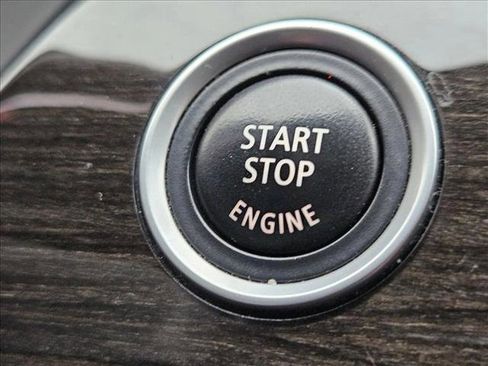 Used 2014 BMW Z4 sDrive28i RWD image 16