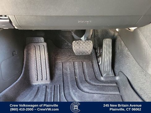 Used 2022 MAZDA MAZDA3 s FWD image 40