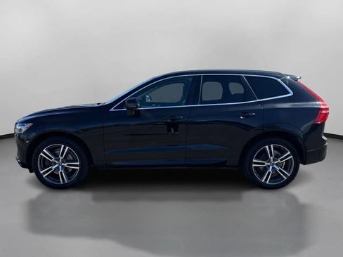 Used 2021 Volvo XC60 T6 Momentum image 8