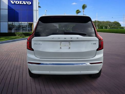 New 2026 Volvo XC90 T8 Ultra w/ Protection Package Premier image 6