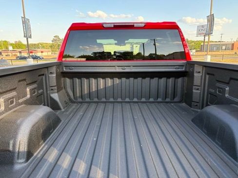 New 2026 Chevrolet Silverado 1500 Custom AWD/4WD image 10