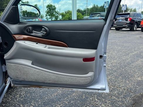 Used 2005 Buick Le Sabre Custom w/ Wheel And Sound Package FWD image 36