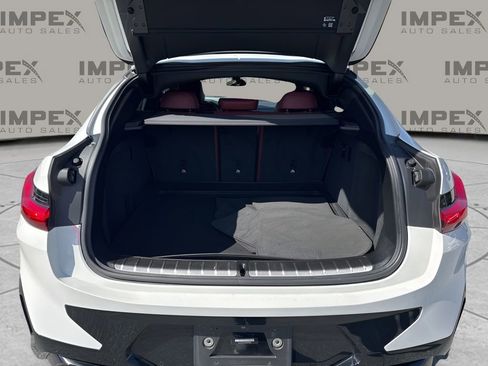 Used 2022 BMW X4 xDrive30i w/ M Sport Package image 30