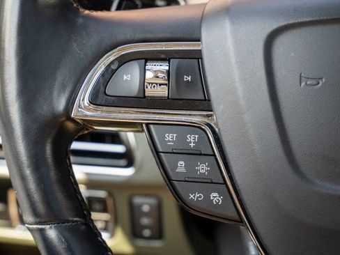 Used 2024 Lincoln Navigator L Black Label AWD/4WD image 19