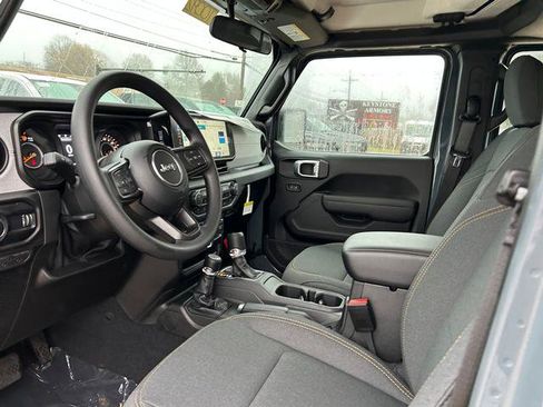 New 2026 Jeep Gladiator Sport image 8