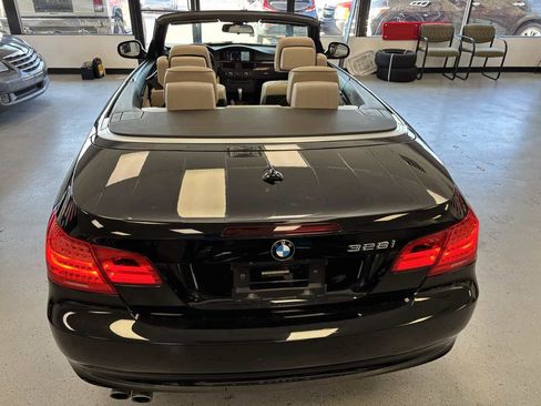Used 2011 BMW 328i Convertible RWD image 17