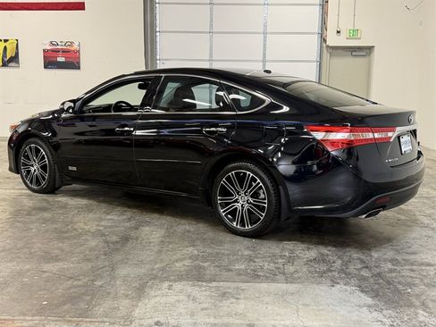 Used 2015 Toyota Avalon XLE Touring Sport Edition FWD image 5