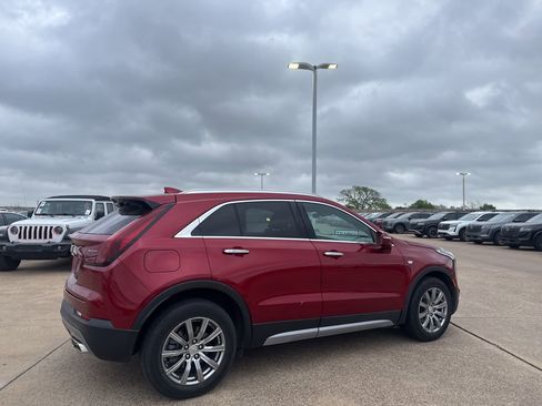 Used 2021 Cadillac XT4 Premium Luxury image 24