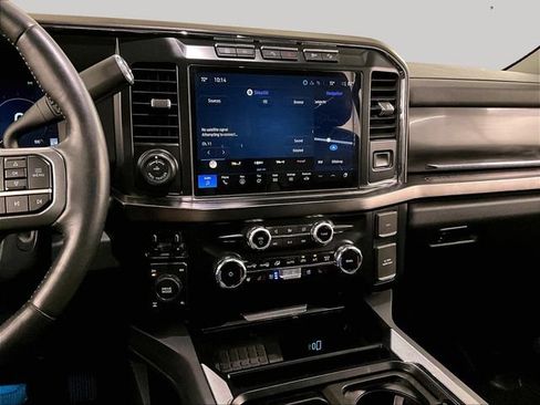 Used 2024 Ford F250 Lariat w/ Lariat Ultimate Package AWD/4WD image 6