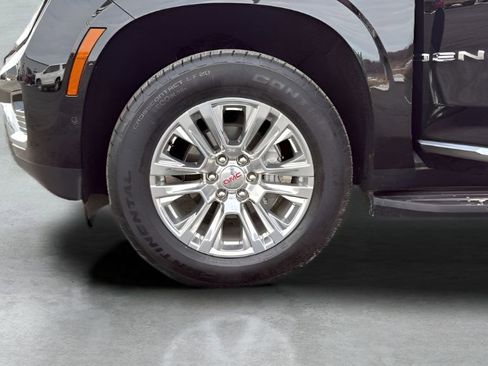 Used 2025 GMC Yukon XL Denali image 9