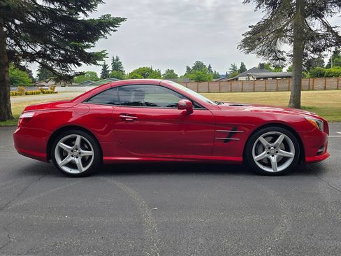 Used 2013 Mercedes-Benz SL 550 image 7