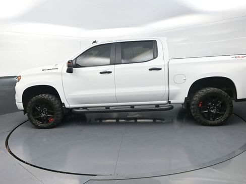 Used 2024 Chevrolet Silverado 1500 RST w/ Redline Edition AWD/4WD image 6