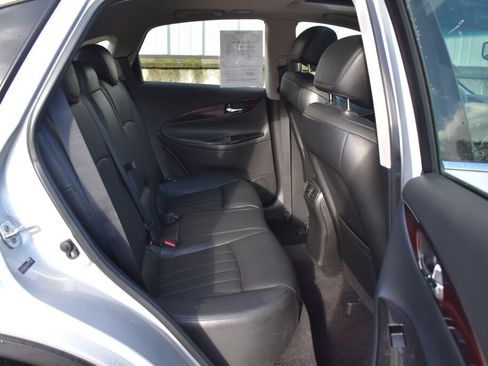 Used 2014 INFINITI QX50 Journey image 23