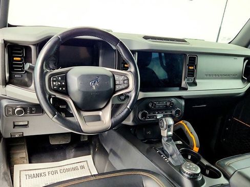 Used 2021 Ford Bronco Badlands image 12