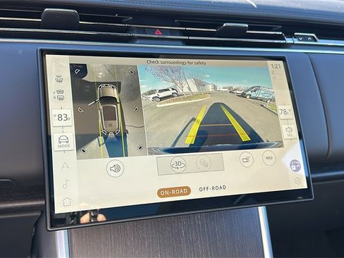 New 2025 Land Rover Range Rover Long Wheelbase SE image 17