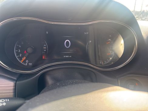 Used 2020 Jeep Grand Cherokee Limited X image 12