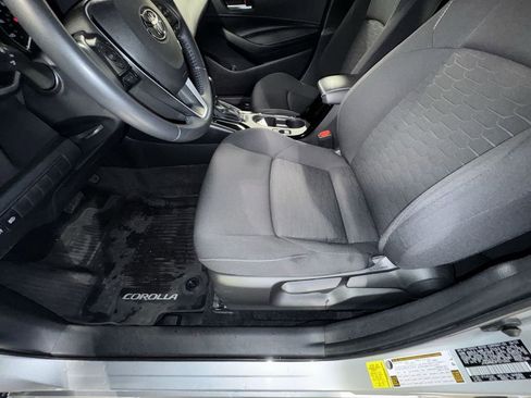 Used 2023 Toyota Corolla SE image 18